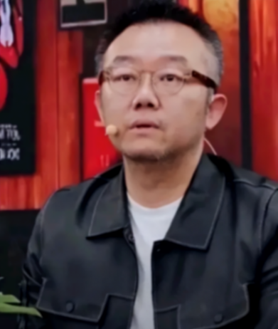 涂磊辟谣妻子去世 怒斥网友恶毒