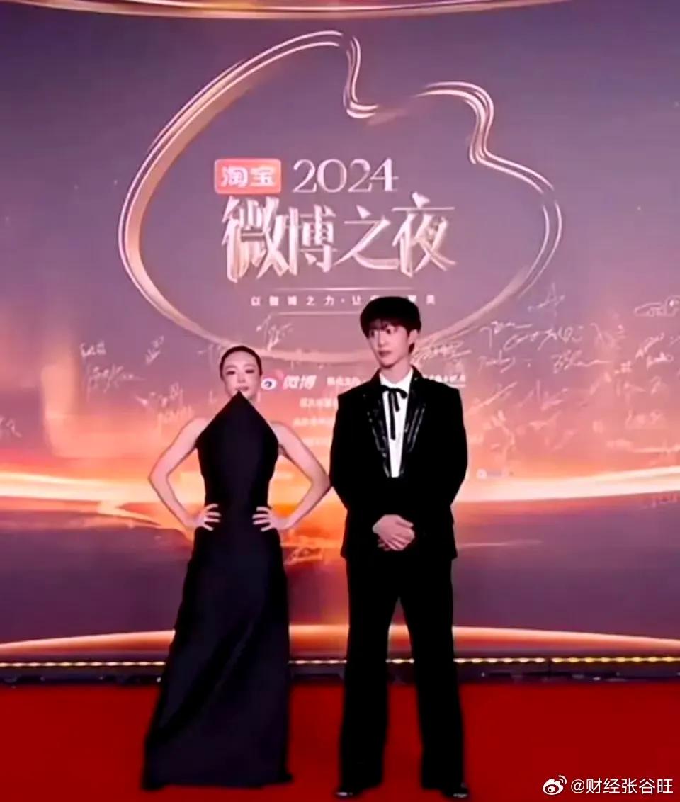 高叶怎么穿着钢笔就上去了