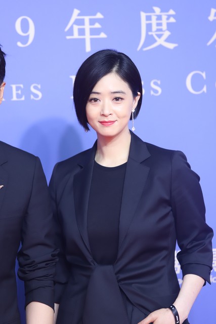 蒋欣歪嘴拍完华妃后改不回来了