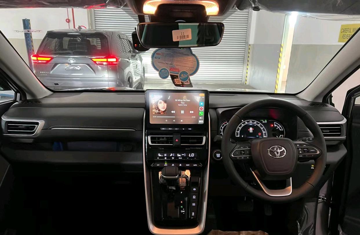 外观酷似汉兰达,TOYOTA入门级7座SUV驾临