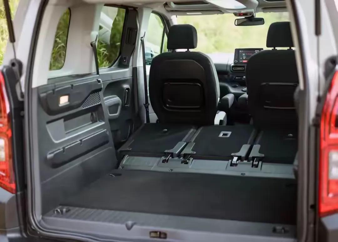 雪铁龙Berlingo Multispace:法系家用MPV的全能选手