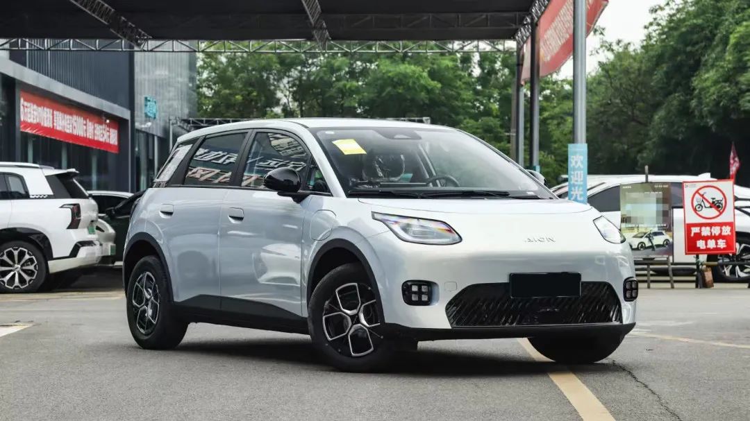 5月,小型车销量前十榜单,曾经的神车“飞度”沦为“守门员”